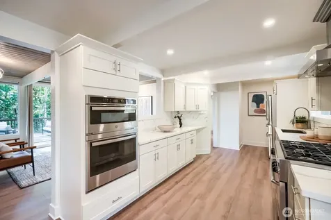 2130 140th Place SE Bellevue WA 98007