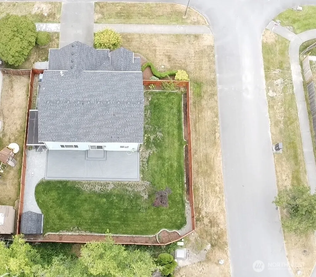 17624 69th Avenue Ct E Puyallup WA 98375
