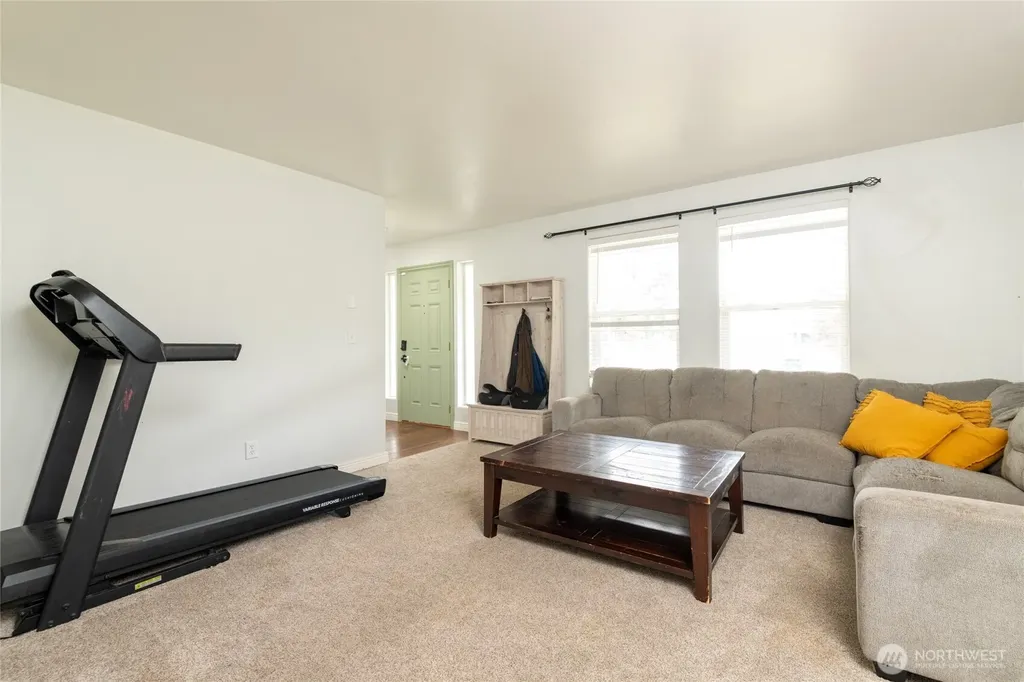 11994 Mayfair Avenue SW Port Orchard WA 98367