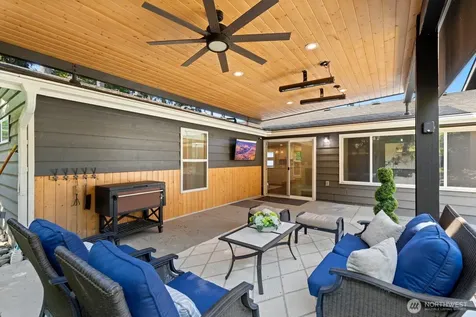 23629 45th Avenue SE Bothell WA 98021