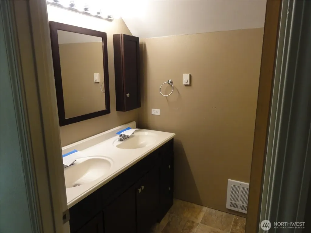 260 NE Old Belfair Highway Belfair WA 98528