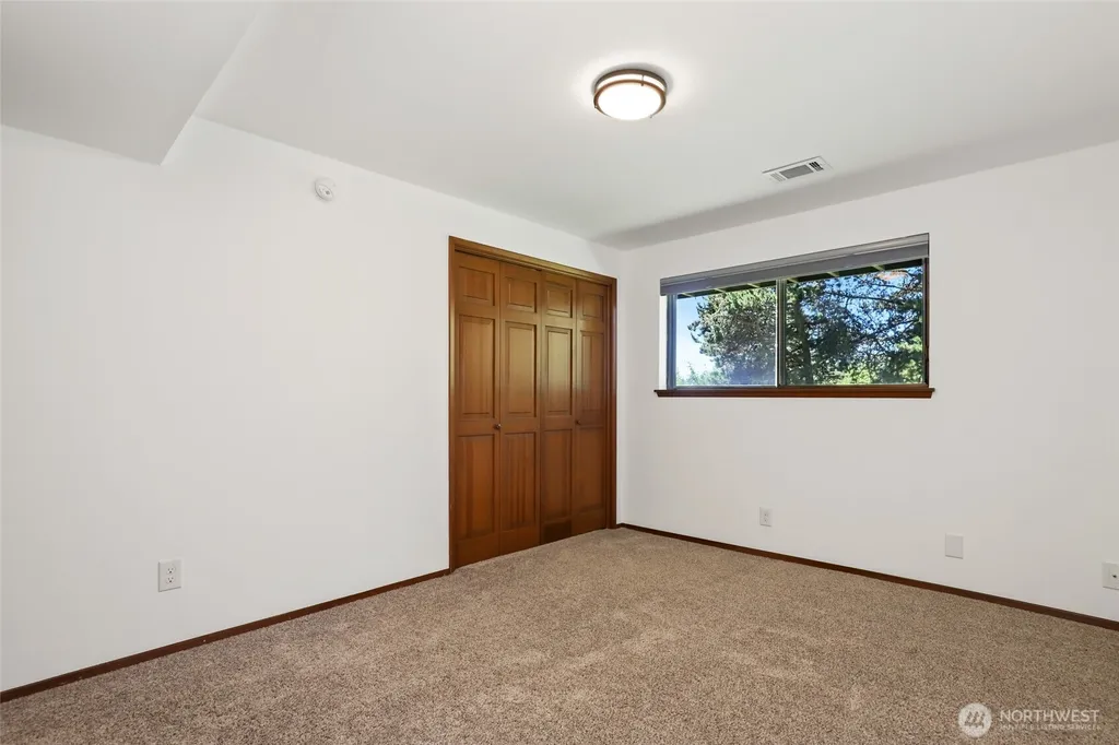 3118 Sylvan Drive W University Place WA 98466