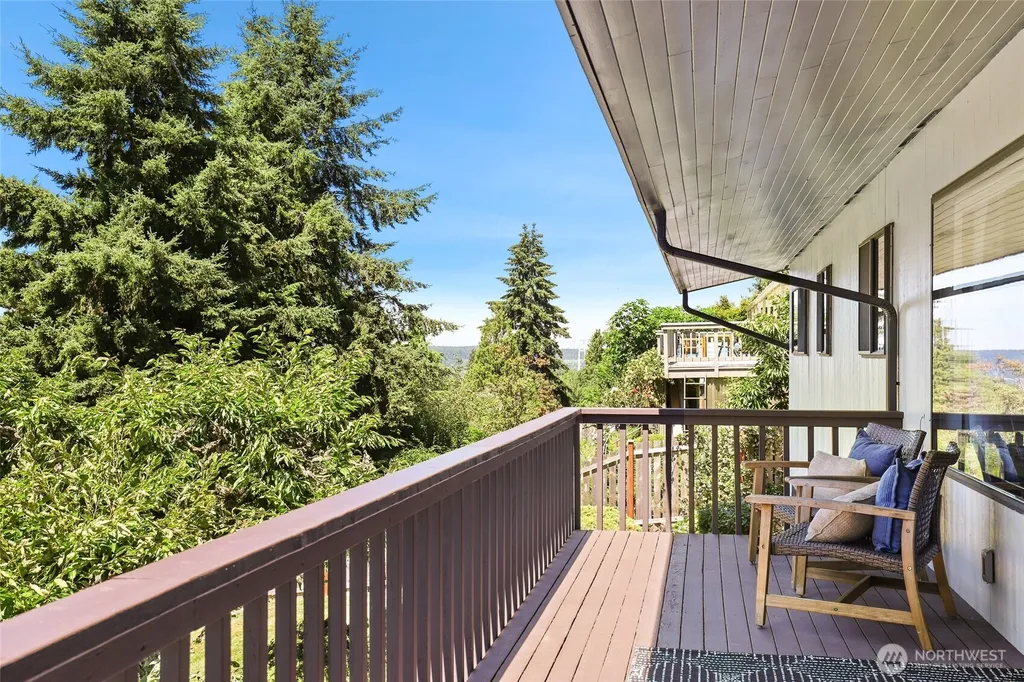 3118 Sylvan Drive W University Place WA 98466