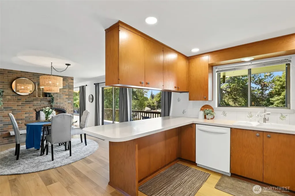 3118 Sylvan Drive W University Place WA 98466