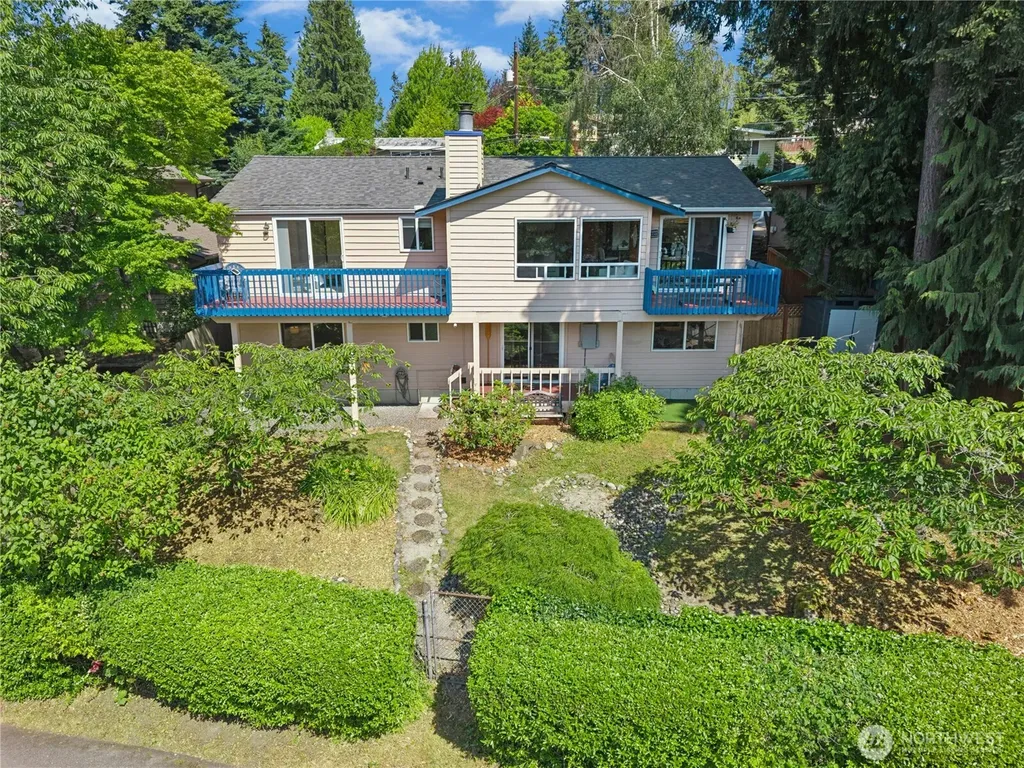 19803 Ashworth Avenue N Shoreline WA 98133