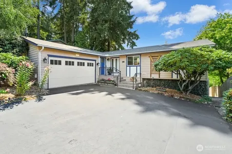 19803 Ashworth Avenue N Shoreline WA 98133