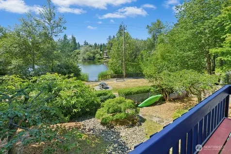 19803 Ashworth Avenue N Shoreline WA 98133