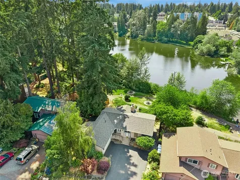 19803 Ashworth Avenue N Shoreline WA 98133