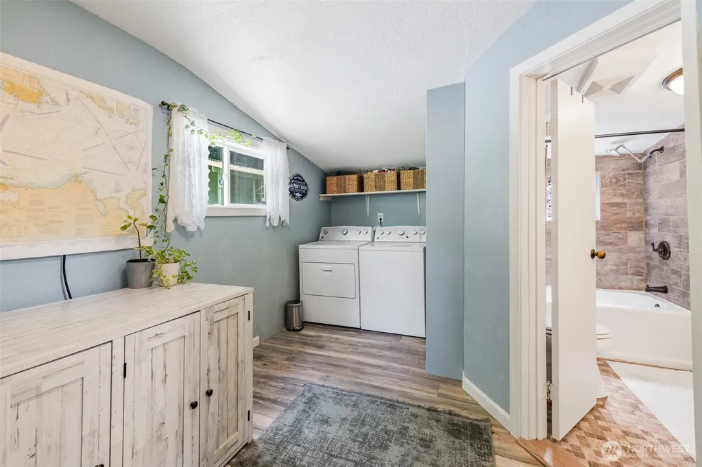 1103 S Valley Street Port Angeles WA 98362