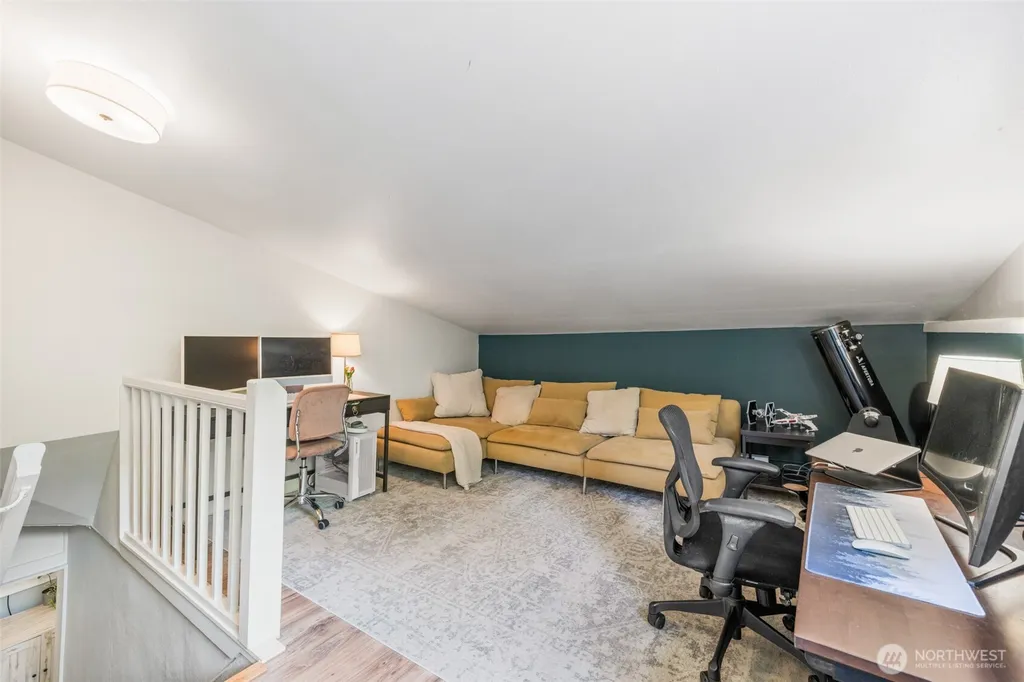 1103 S Valley Street Port Angeles WA 98362