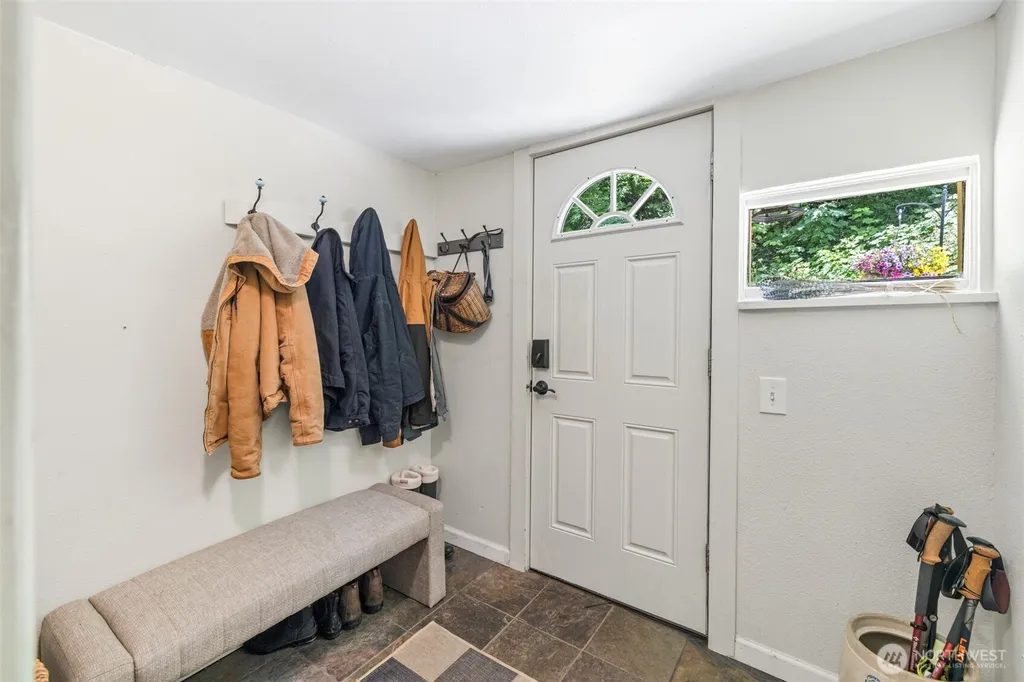 1103 S Valley Street Port Angeles WA 98362