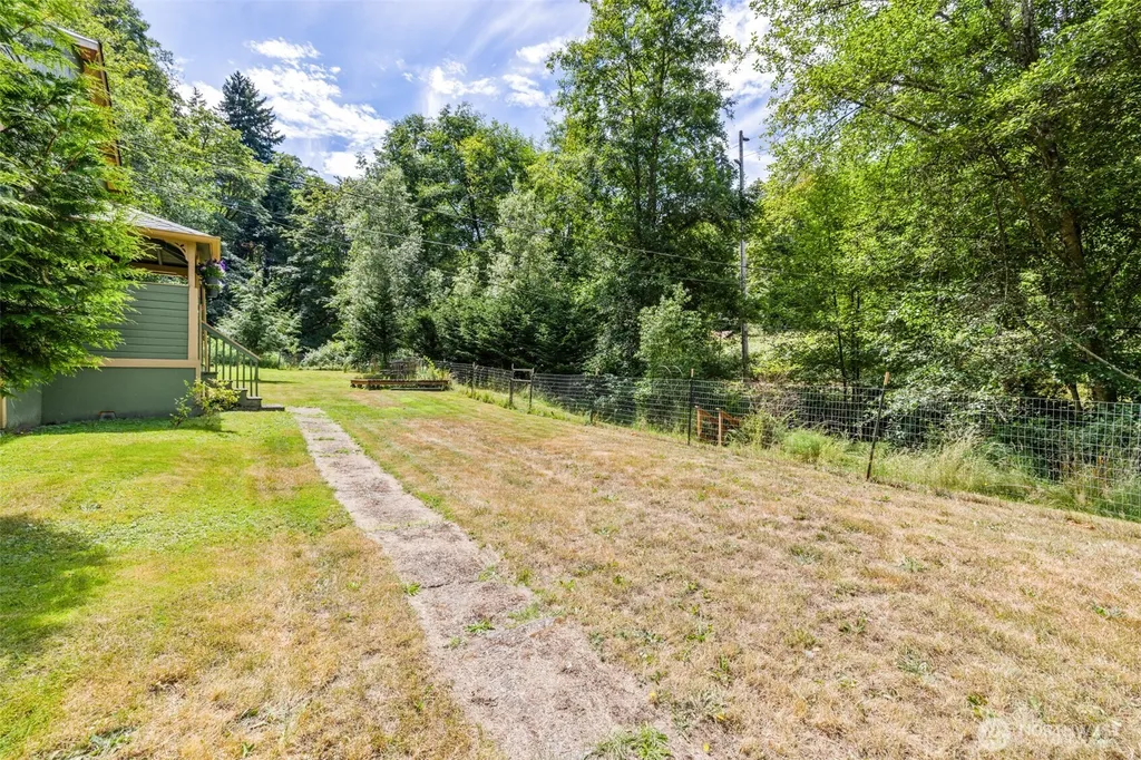 1103 S Valley Street Port Angeles WA 98362