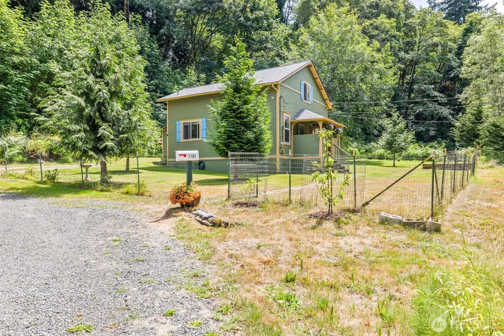 1103 S Valley Street Port Angeles WA 98362