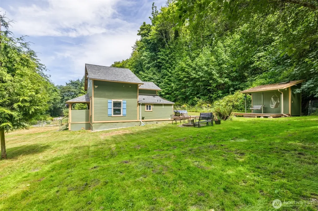 1103 S Valley Street Port Angeles WA 98362