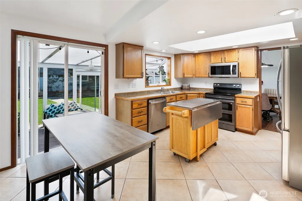 3310 96th Place SE Everett WA 98208