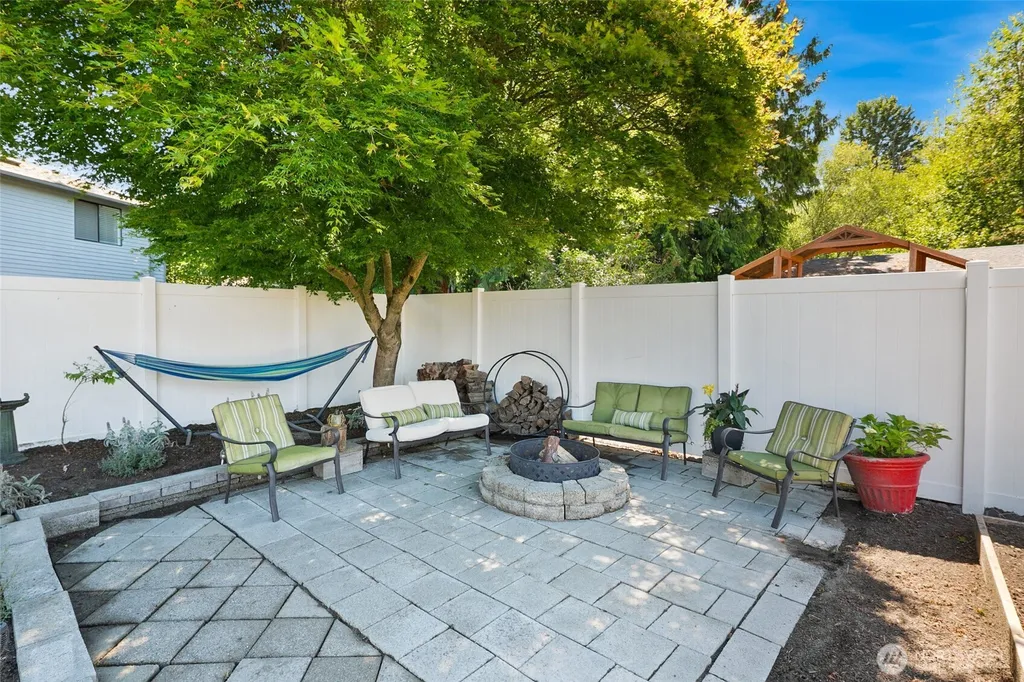 3310 96th Place SE Everett WA 98208