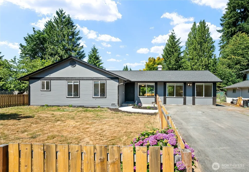 6914 21st Drive NE Marysville WA 98271