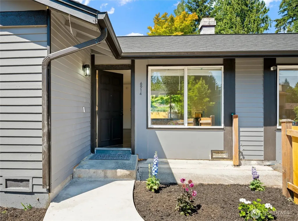 6914 21st Drive NE Marysville WA 98271