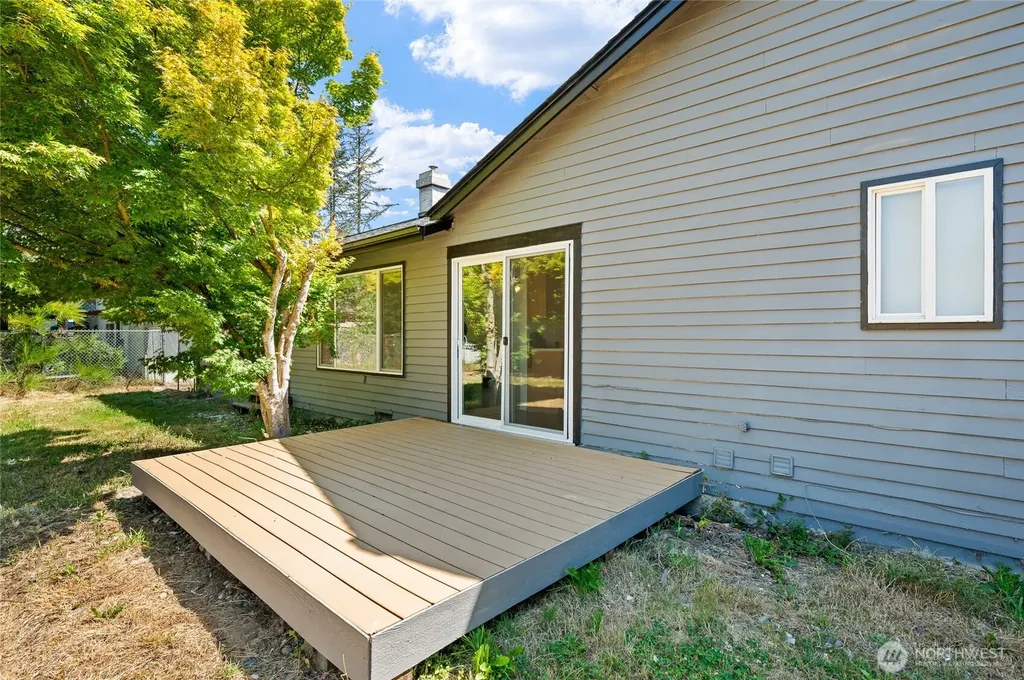 6914 21st Drive NE Marysville WA 98271