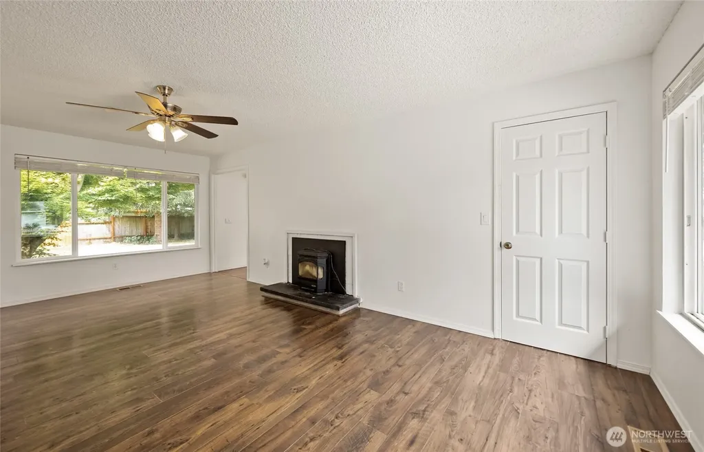 6914 21st Drive NE Marysville WA 98271