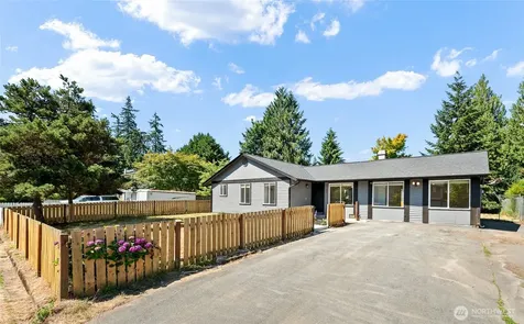 6914 21st Drive NE Marysville WA 98271