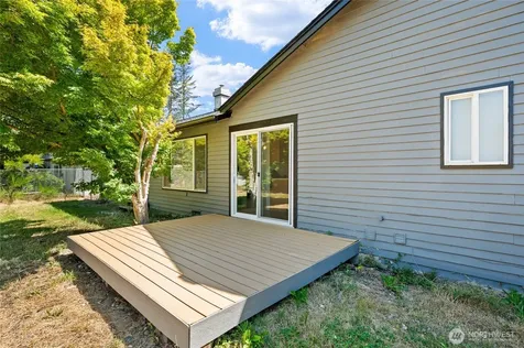 6914 21st Drive NE Marysville WA 98271