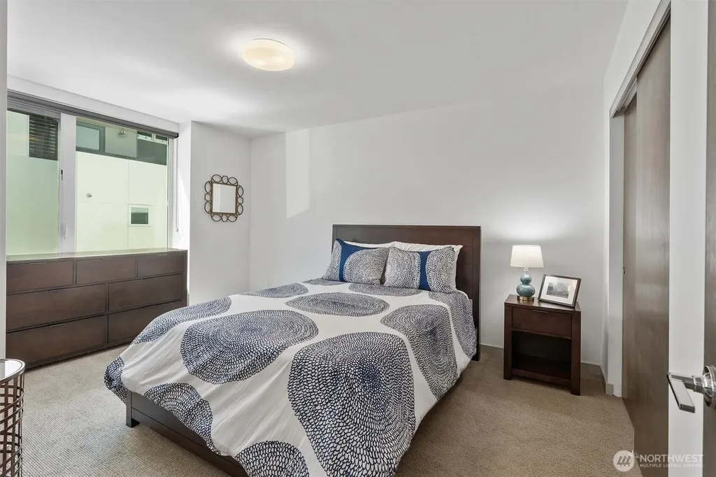 7016 California Avenue SW Seattle WA 98136