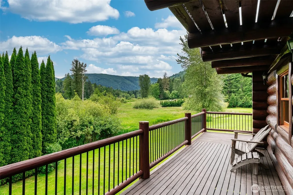 3124 Mosquito Lake Road Deming WA 98244