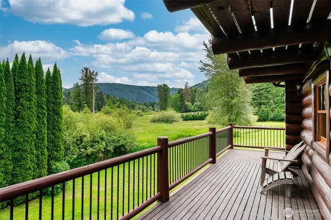 3124 Mosquito Lake Road Deming WA 98244