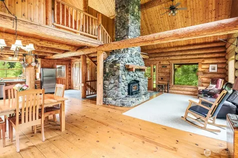 3124 Mosquito Lake Road Deming WA 98244