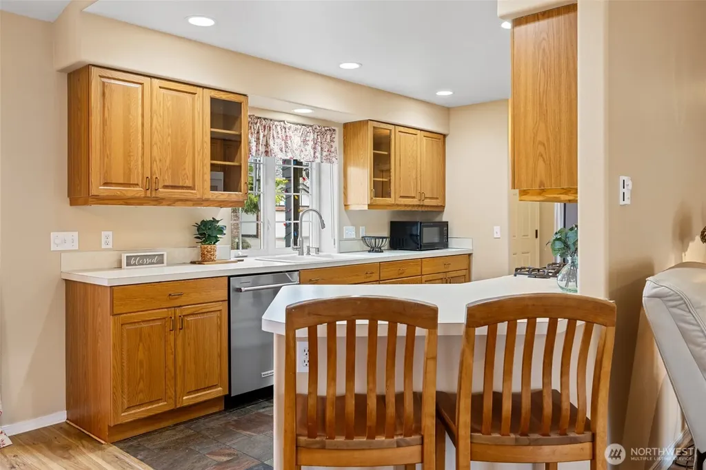 1023 Littlejohn Way Sequim WA 98382