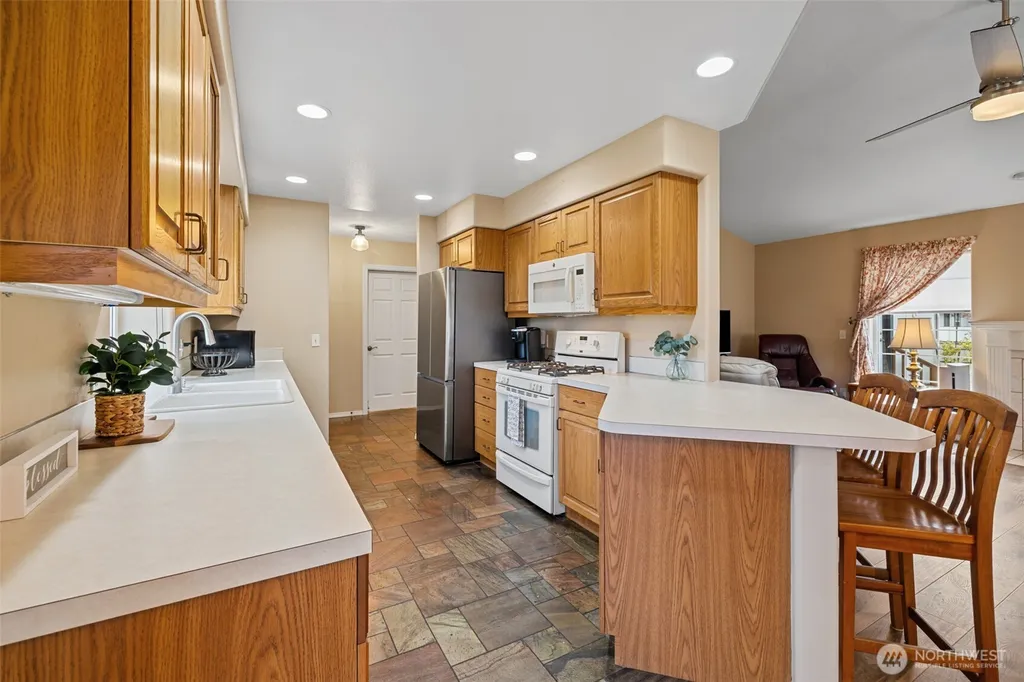 1023 Littlejohn Way Sequim WA 98382