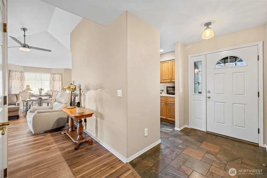 1023 Littlejohn Way Sequim WA 98382