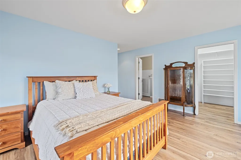 1023 Littlejohn Way Sequim WA 98382