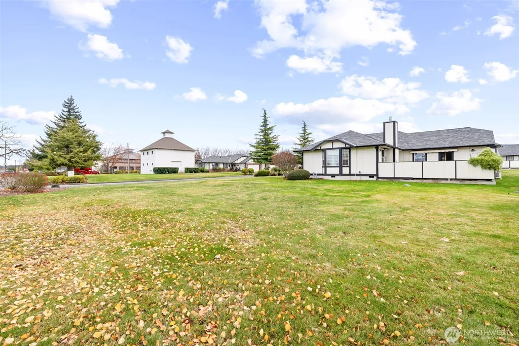 1023 Littlejohn Way Sequim WA 98382