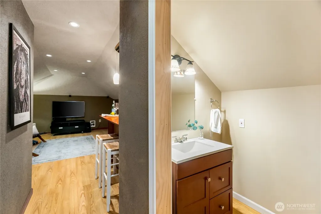 16104 Bay Ridge Drive NW Poulsbo WA 98370