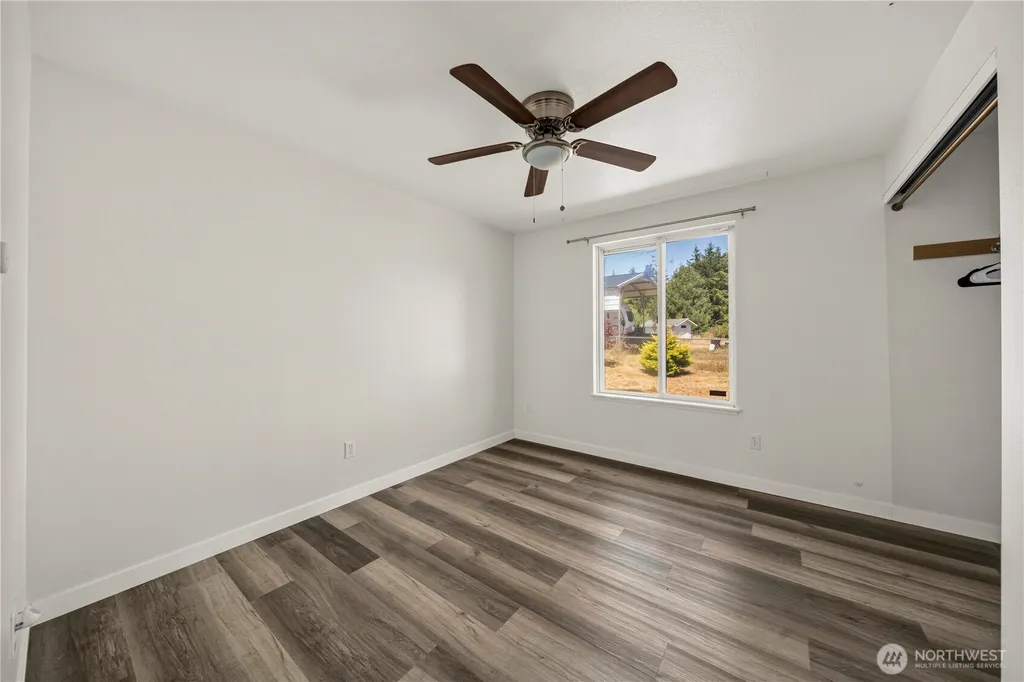 9200 Applegate Loop SW Rochester WA 98579