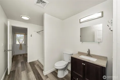 9200 Applegate Loop SW Rochester WA 98579