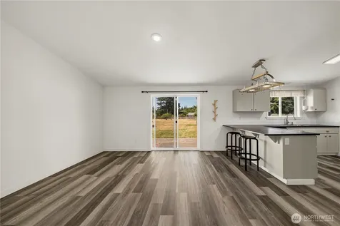 9200 Applegate Loop SW Rochester WA 98579