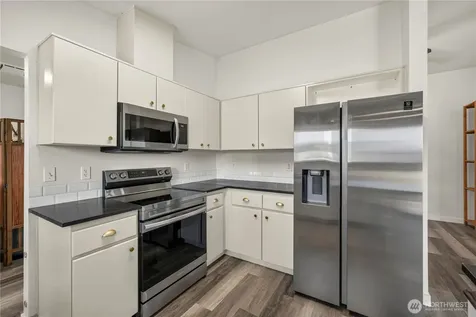 9200 Applegate Loop SW Rochester WA 98579