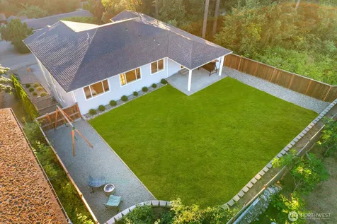 35112 26th Avenue S Federal Way WA 98003