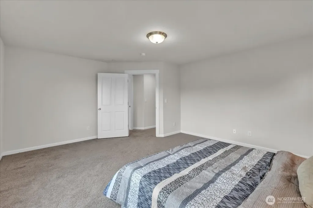 1326 192nd Place SE Bothell WA 98012