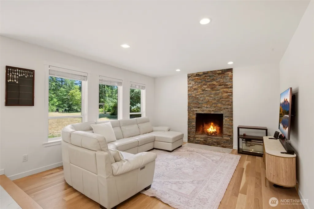 32818 181st Avenue SE Auburn WA 98092