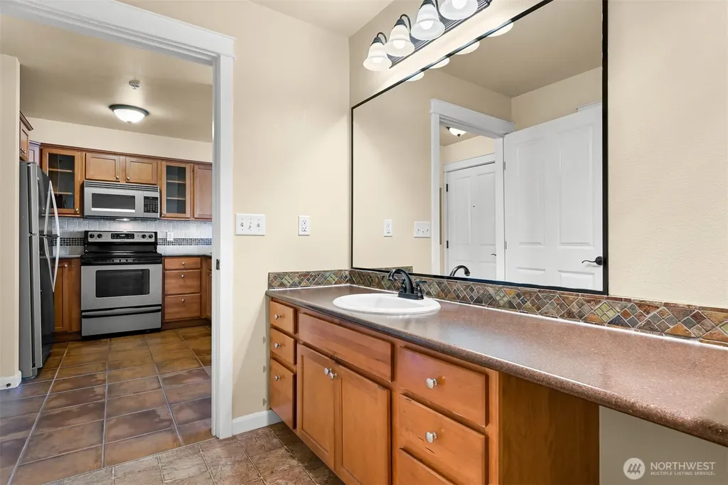 680 32nd Street Bellingham WA 98225