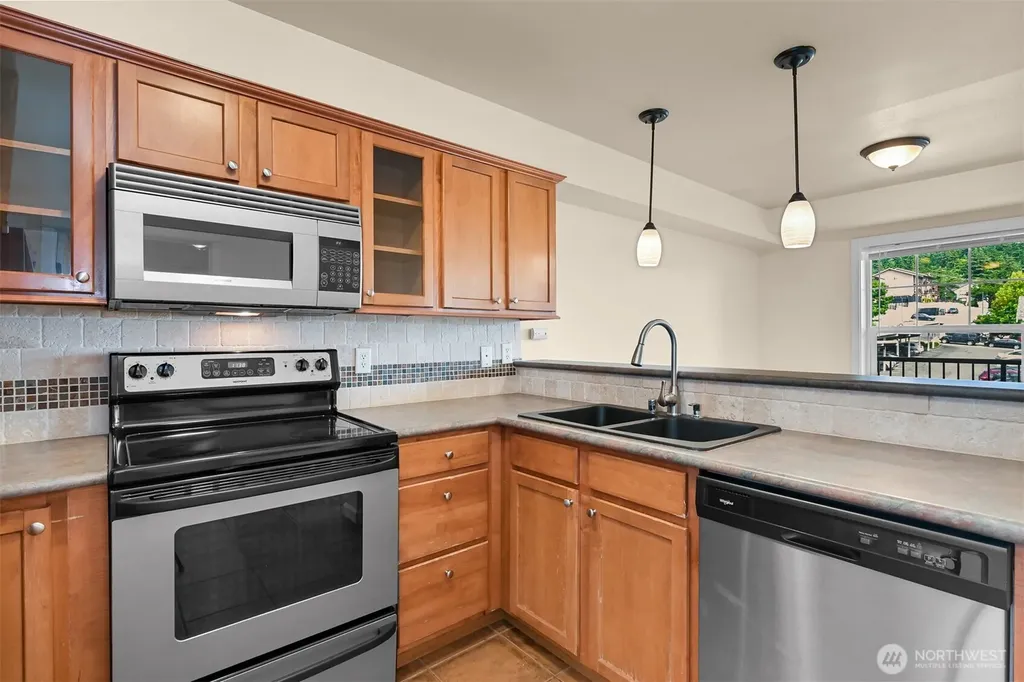 680 32nd Street Bellingham WA 98225