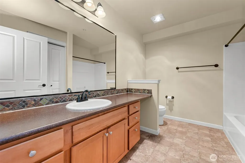 680 32nd Street Bellingham WA 98225