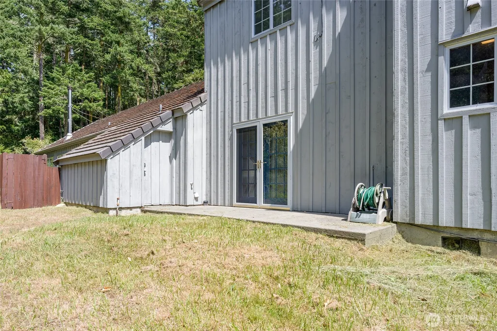 83 Islandale Lopez Island WA 98261