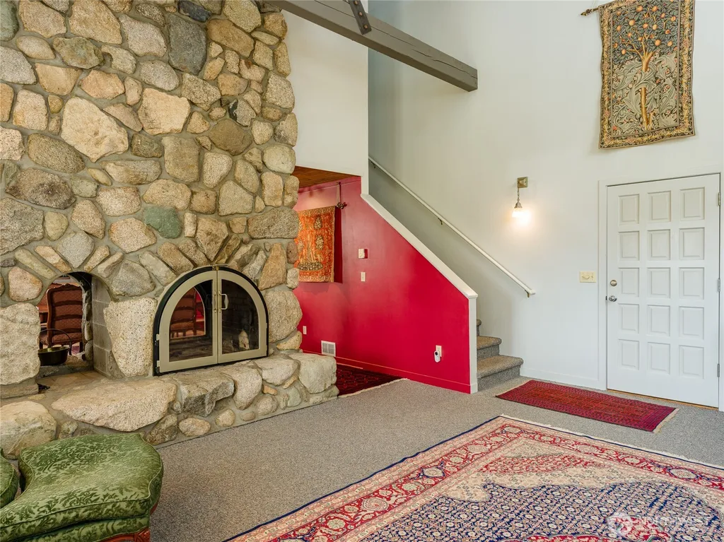 83 Islandale Lopez Island WA 98261