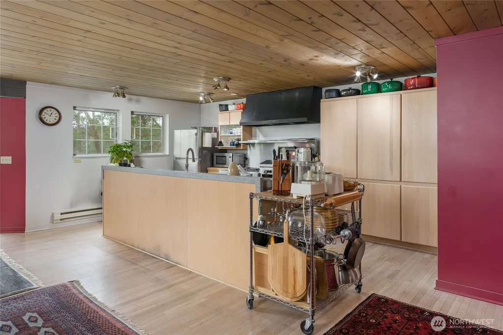 83 Islandale Lopez Island WA 98261