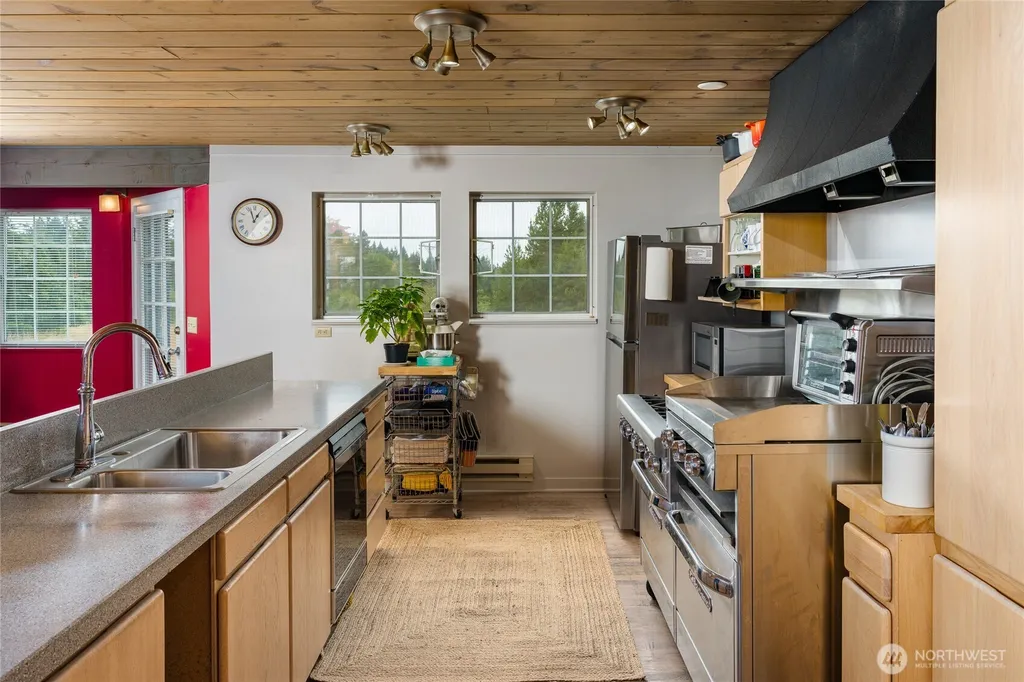 83 Islandale Lopez Island WA 98261